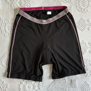 Canari size XL black cycling liner bike shorts with built in padding